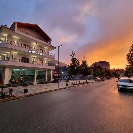White Villa Permet Ngoại thất bức ảnh