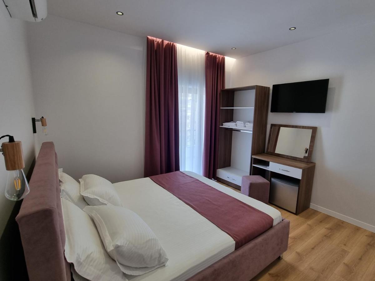 White Villa Permet Ngoại thất bức ảnh