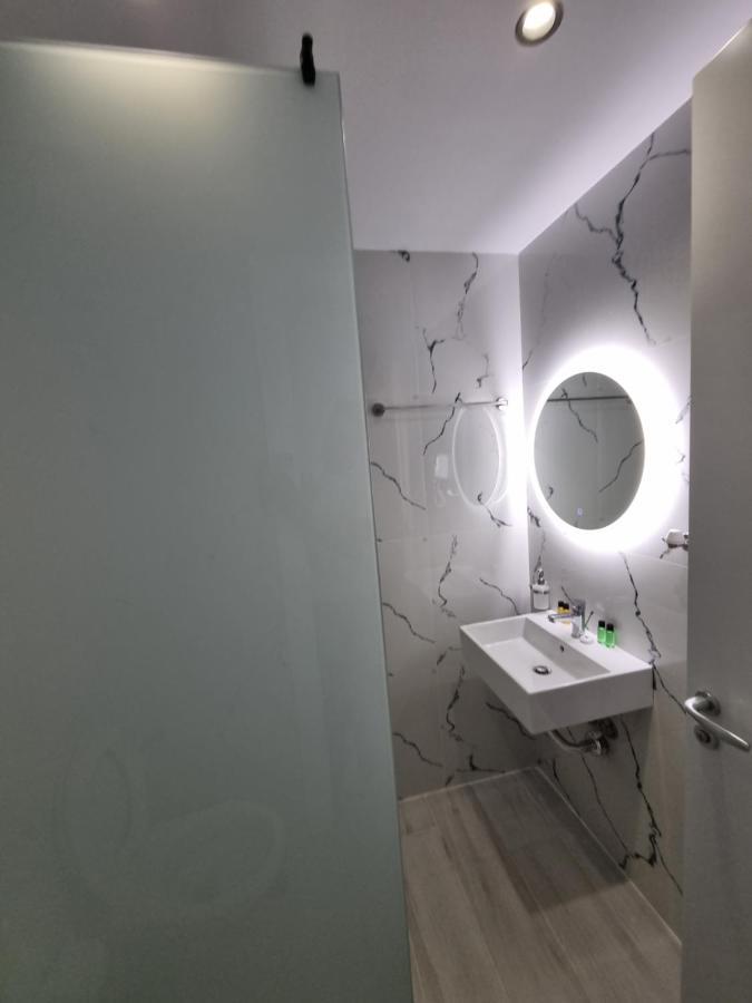 White Villa Permet Ngoại thất bức ảnh