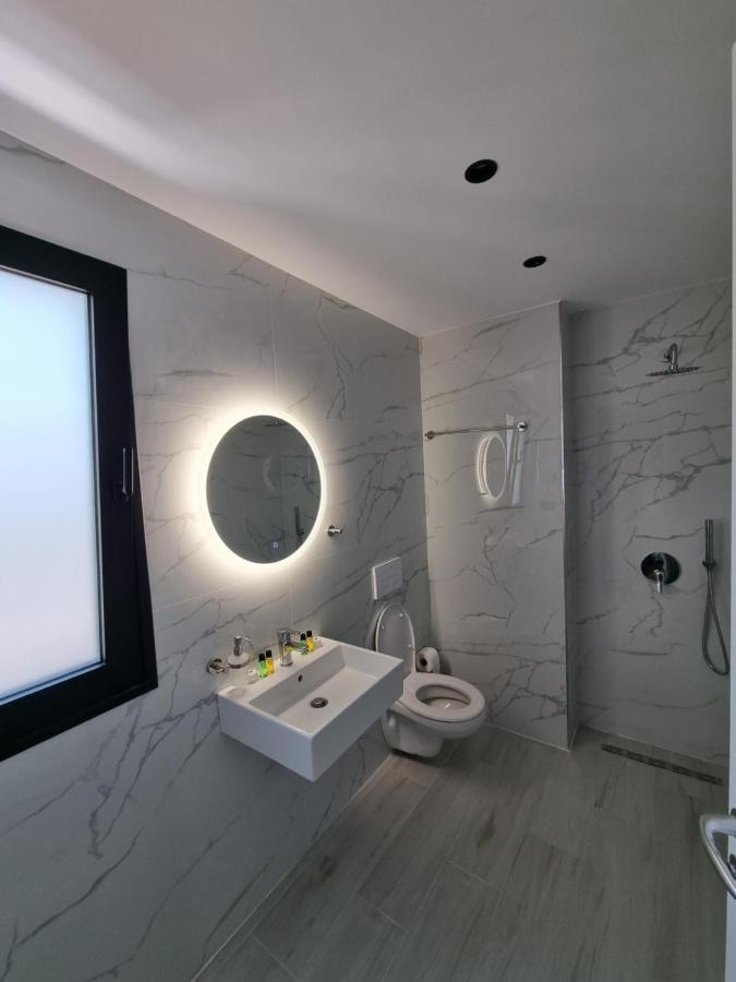 White Villa Permet Ngoại thất bức ảnh
