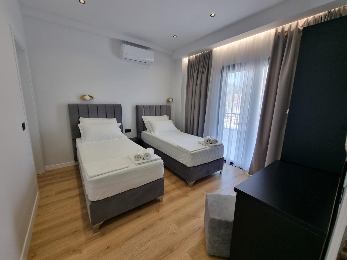 White Villa Permet Ngoại thất bức ảnh