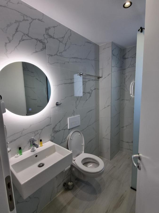 White Villa Permet Ngoại thất bức ảnh