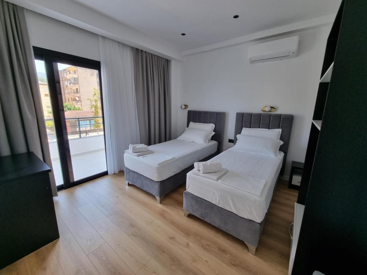 White Villa Permet Ngoại thất bức ảnh