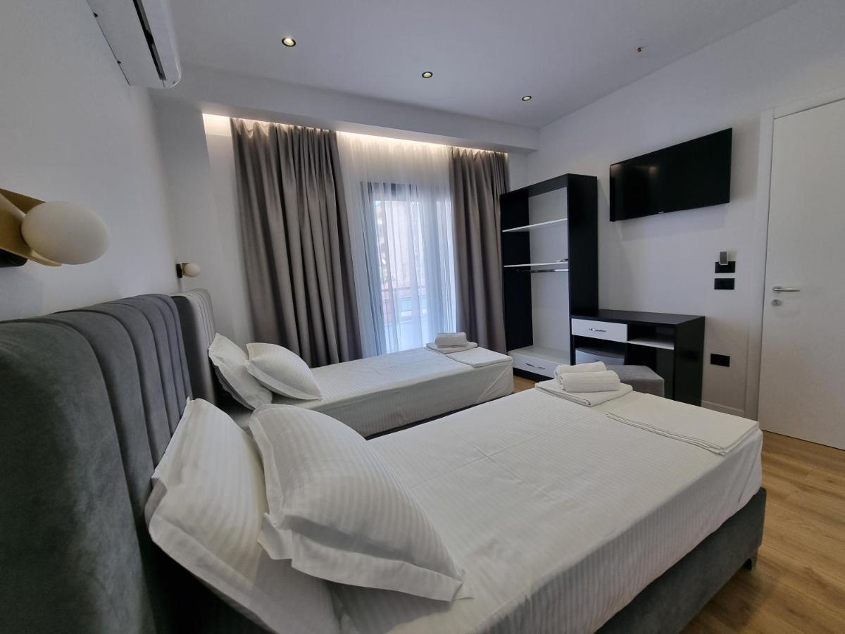 White Villa Permet Ngoại thất bức ảnh