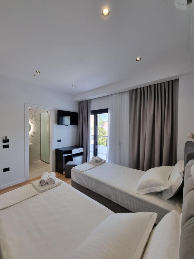 White Villa Permet Ngoại thất bức ảnh