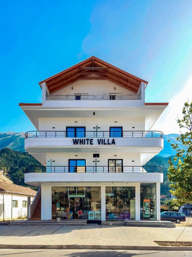 White Villa Permet Ngoại thất bức ảnh